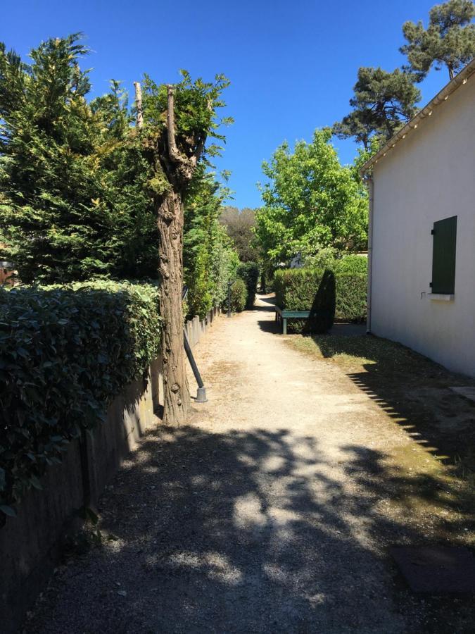 Apartamento Les Pins Ensoleilles Saint-Georges-de-Didonne Exterior foto